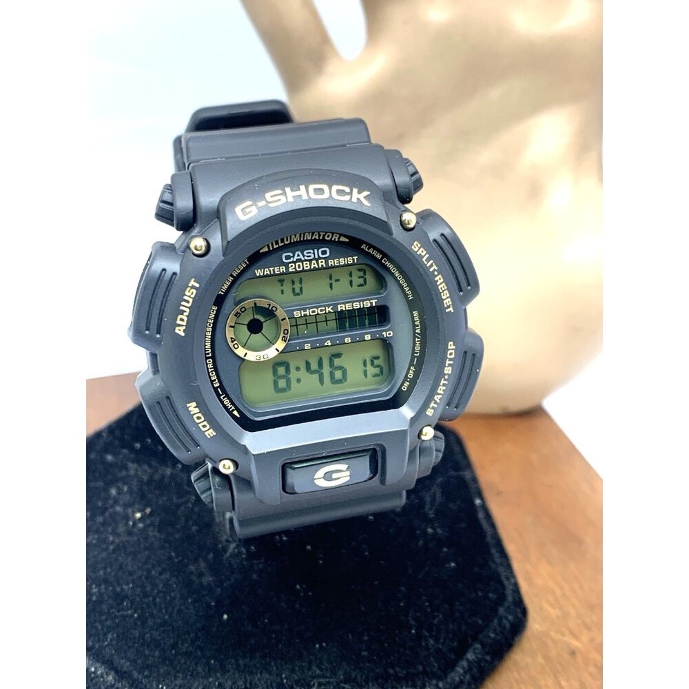 Casio Mens Watch G-Shock DW9052 Black Resin Digital Illuminator 44mm Sport 3232